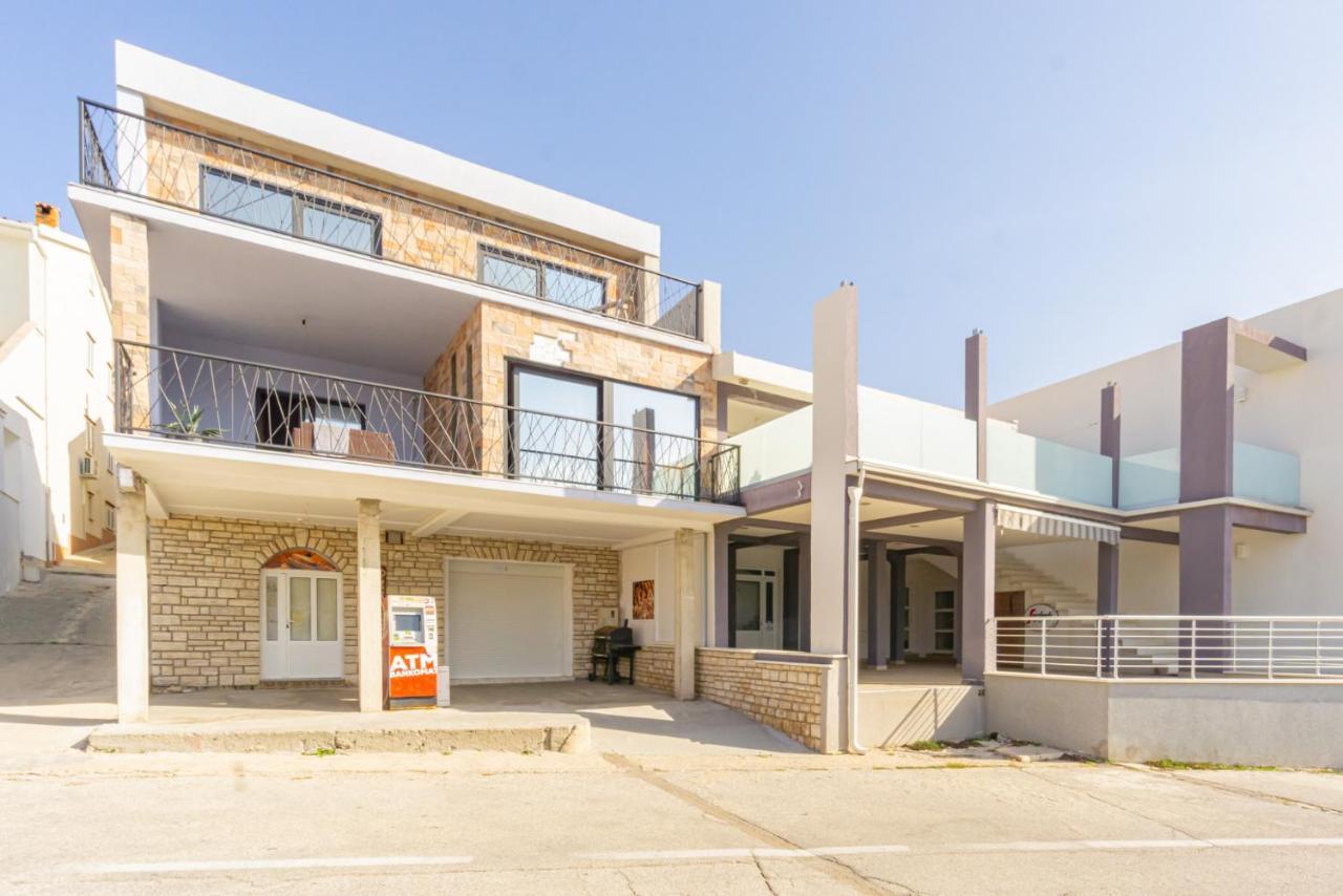 Ivica Super Comfortable, Newly Furnished Apartment In A Top Location Metajna Exterior photo