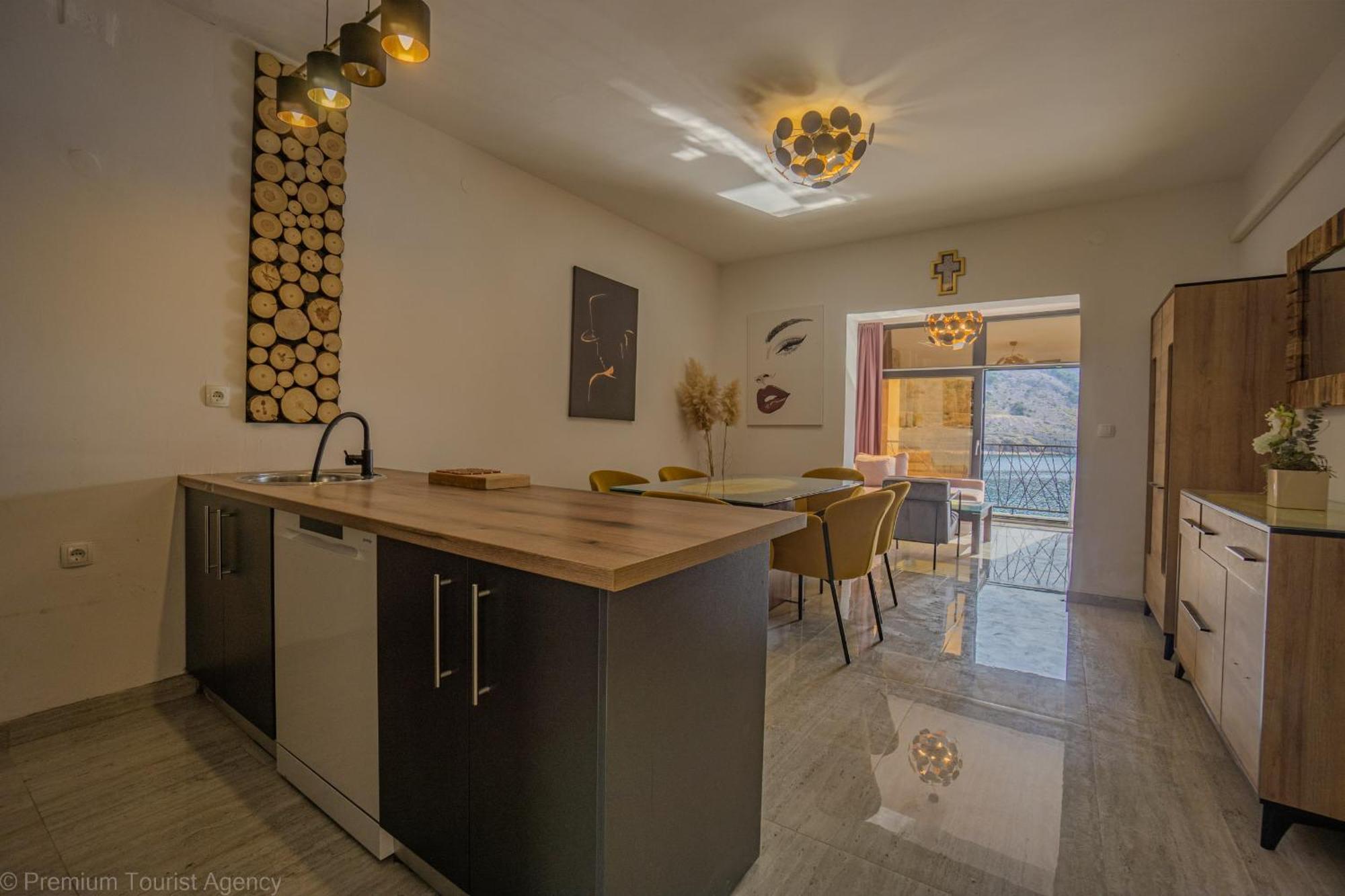 Ivica Super Comfortable, Newly Furnished Apartment In A Top Location Metajna Exterior photo