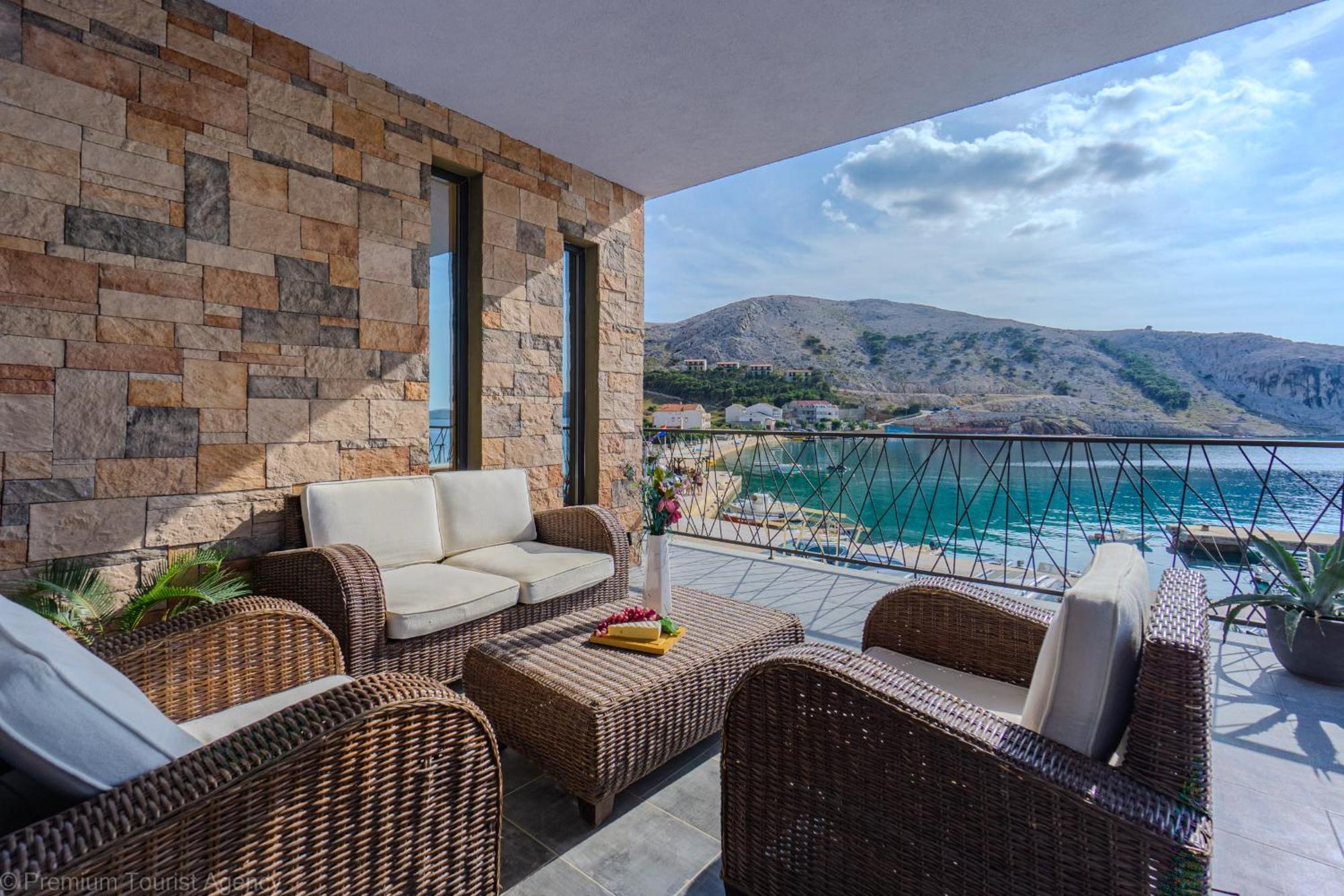 Ivica Super Comfortable, Newly Furnished Apartment In A Top Location Metajna Exterior photo