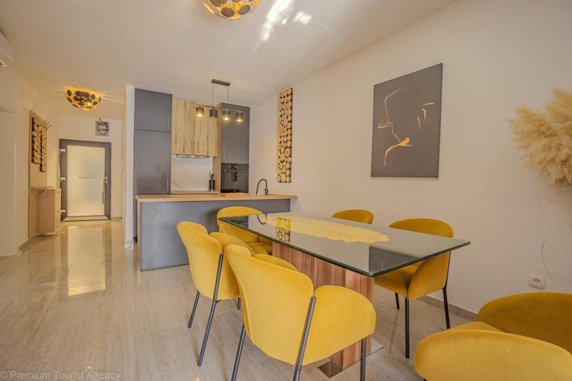 Ivica Super Comfortable, Newly Furnished Apartment In A Top Location Metajna Exterior photo